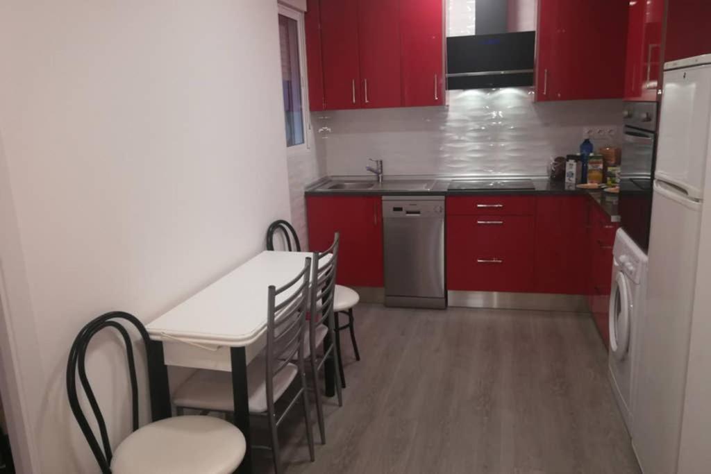 Apartamento Centrico , Wifi + Desayuno Logroño Exterior foto